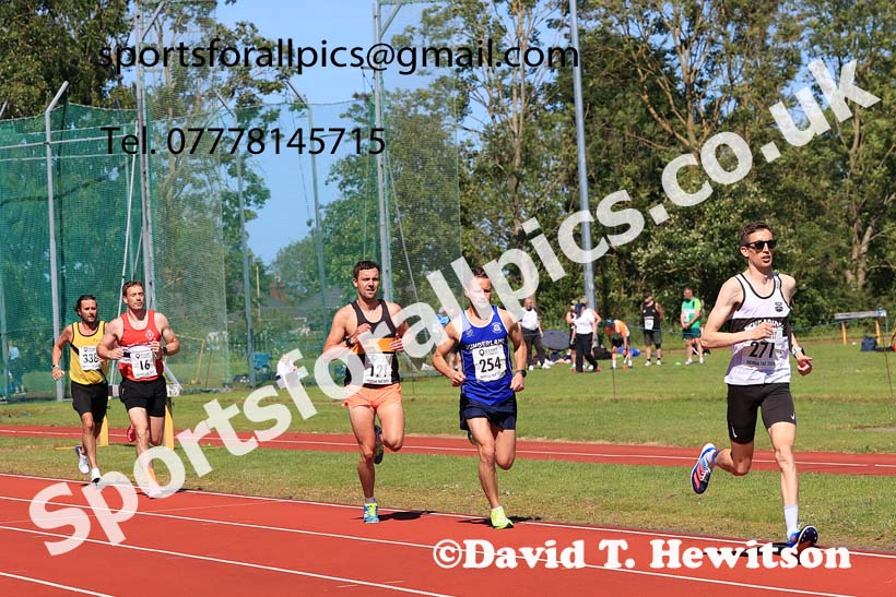 Mens 5000 metres, 2024 NE Masters Track and Field Champs., Monkton Stadium, Jarrow.  Photo: David T. Hewitson/Sports for All Pics